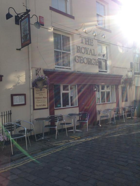 Bed and Breakfast The Royal George Staithes Exterior foto